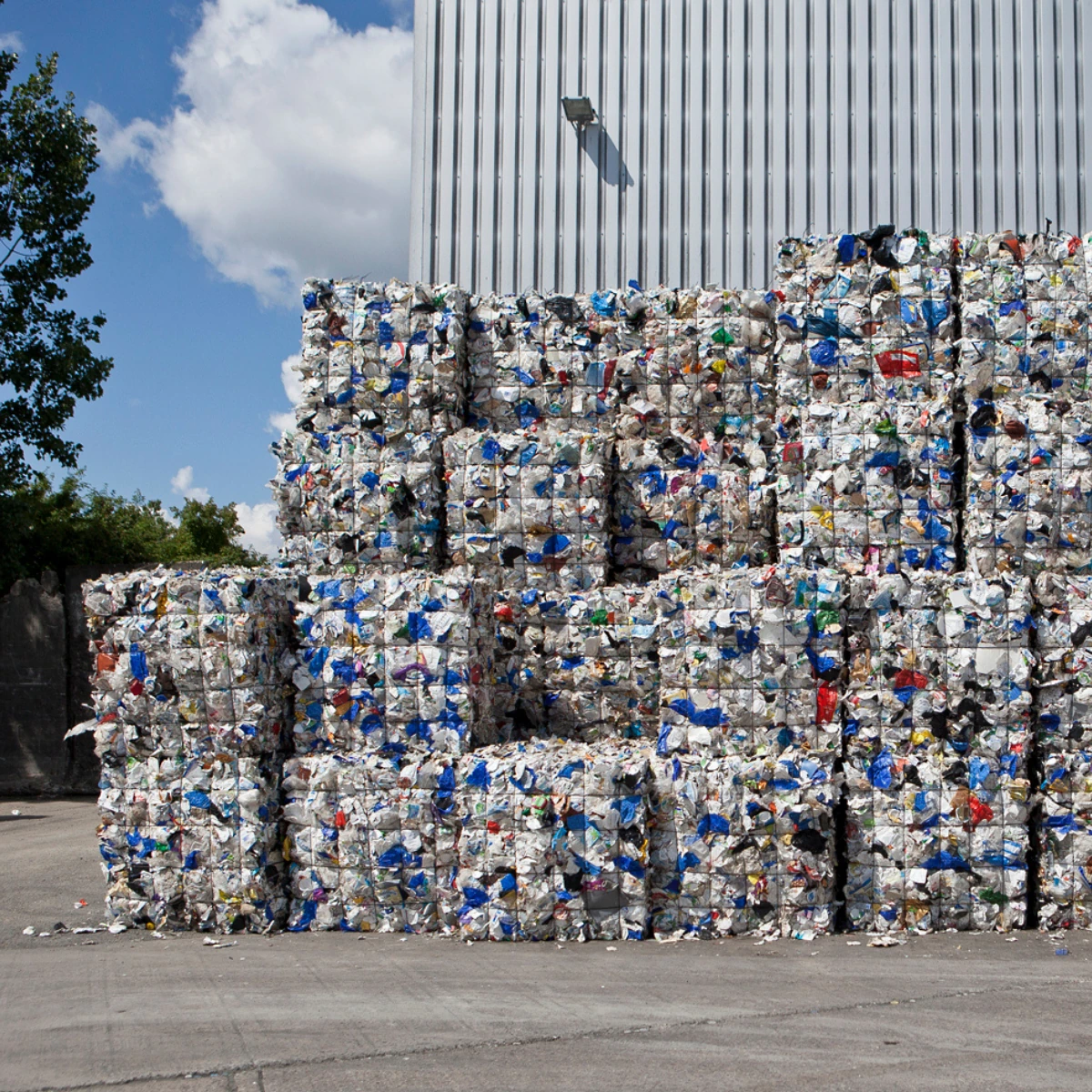 Plastični otpad pripremljen za recikliranje, Interzero, 2026